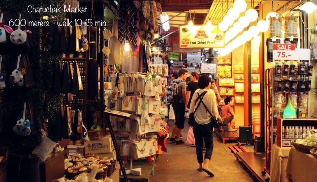 Ostello Yoo Yen Pen Sook Bangkok Esterno foto